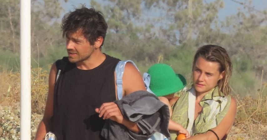 Lourenço Ortigão e Kelly Bailey - Férias em família no Algarve. Veja as amorosas fotografias de Vicente Blue