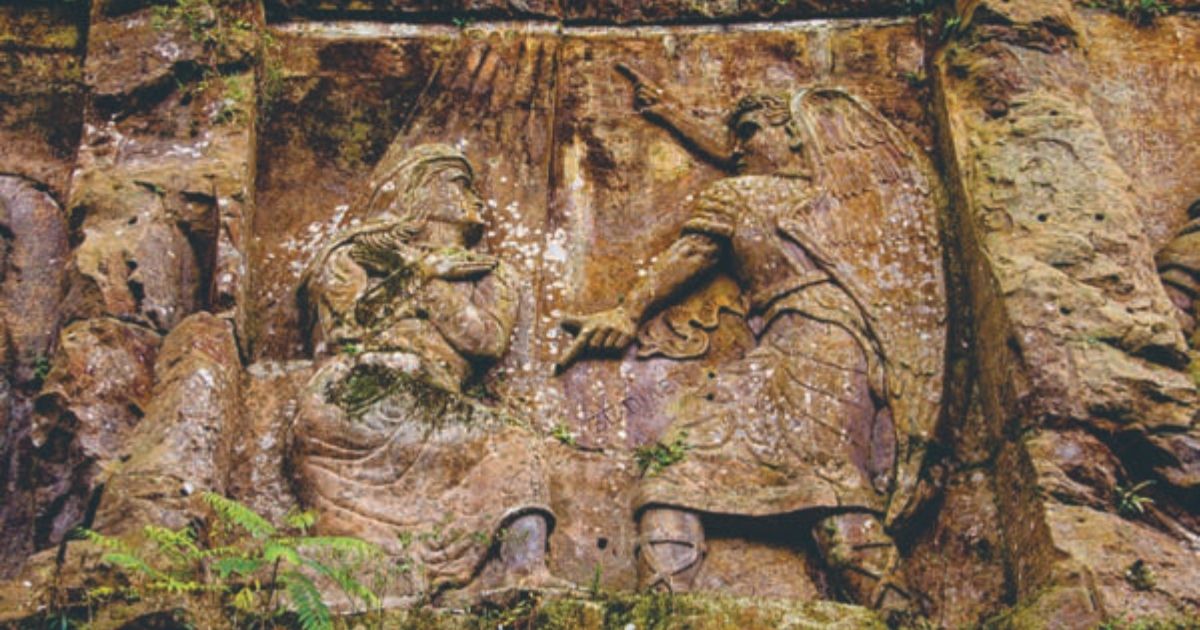 Painel 8 do Paredão de Esculturas 