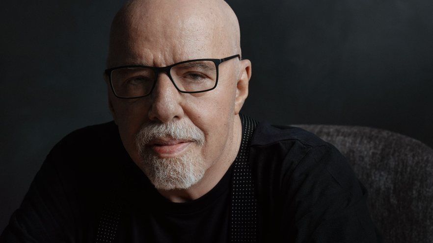 Por que Paulo Coelho não escreveria livro sobre relação com Raul Seixas