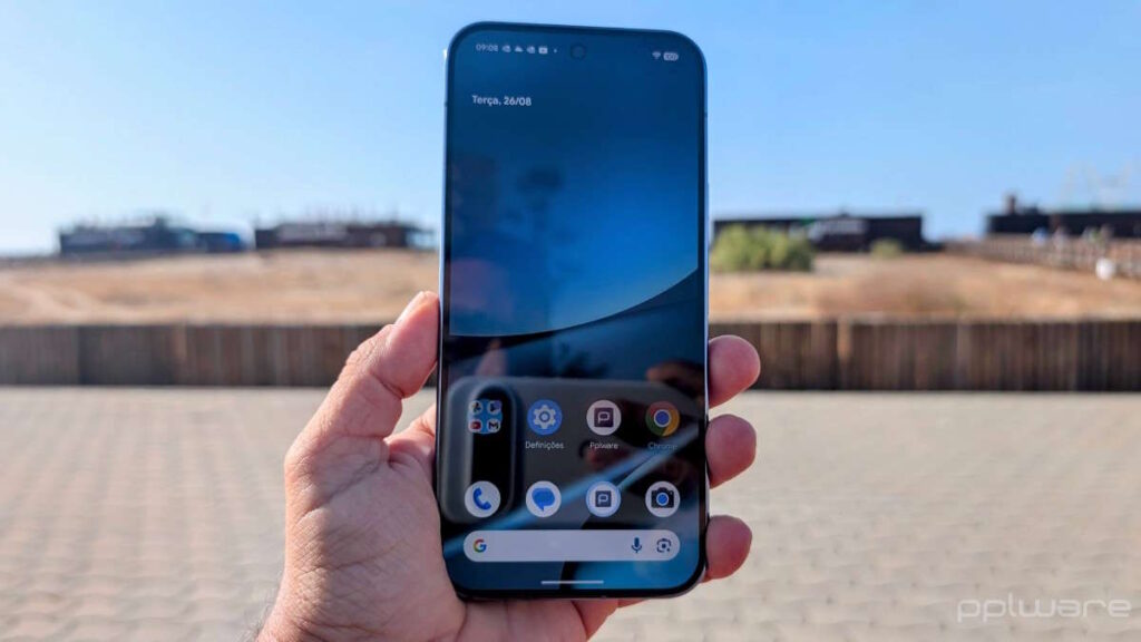 Pixel 10 Pro XL Google smartphone IA