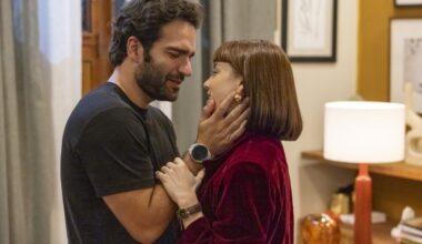 Afonso passa a noite com Solange. Confira imagem da cena