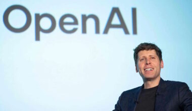 Merge Labs Sam Altman Elon Musk implantes cerebrais