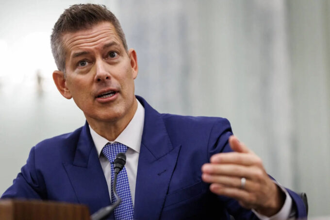 Sean Duffy: ex-participante de reality show, ex-apresentador da Fox News, ex-chefe da FAA, hoje no comando interino da NASA (Crédito: Samuel Corum/Getty Images)