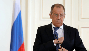 Lavrov em entrevista ao canal de televisão NBC diz que Putin "quer mesmo a paz"