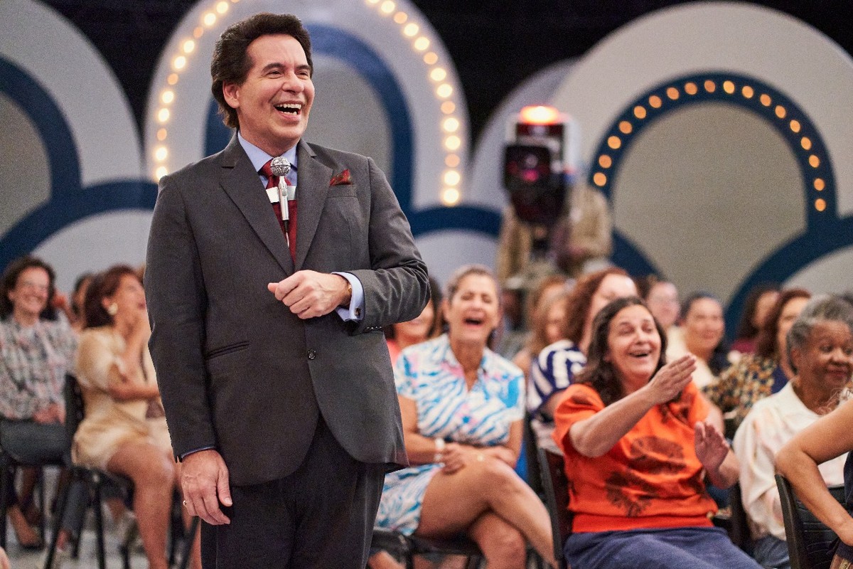 'Silvio Santos vem aí', com Leandro Hassum e Manu Gavassi, ganha primeiro trailer; assista aqui