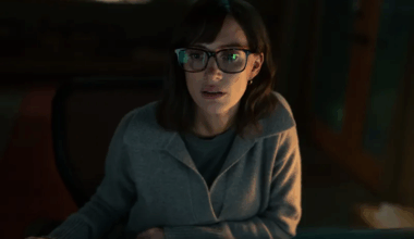 Jessica Chastain investiga ataques terroristas no trailer de 'A Especialista', nova série de SUSPENSE da Apple TV+