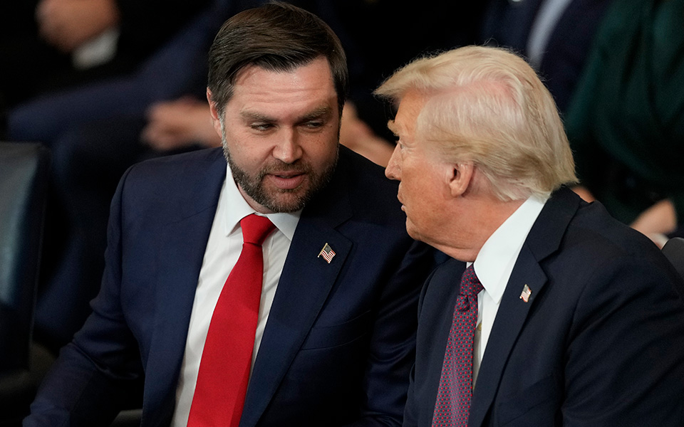 Vice de Trump usou Exército para elevar nível de rio para passeio de férias