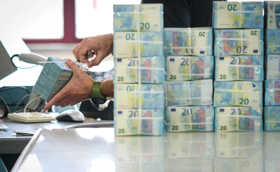 Ordenados sobem em agosto e setembro. Saiba porquê