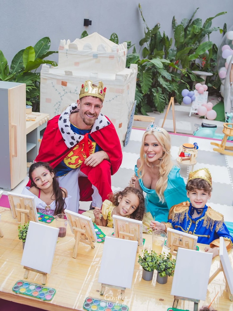 Karoline Lima fala sobre convivência da filha com filhos do namorado, Léo Pereira — Foto: Reprodução Instagram