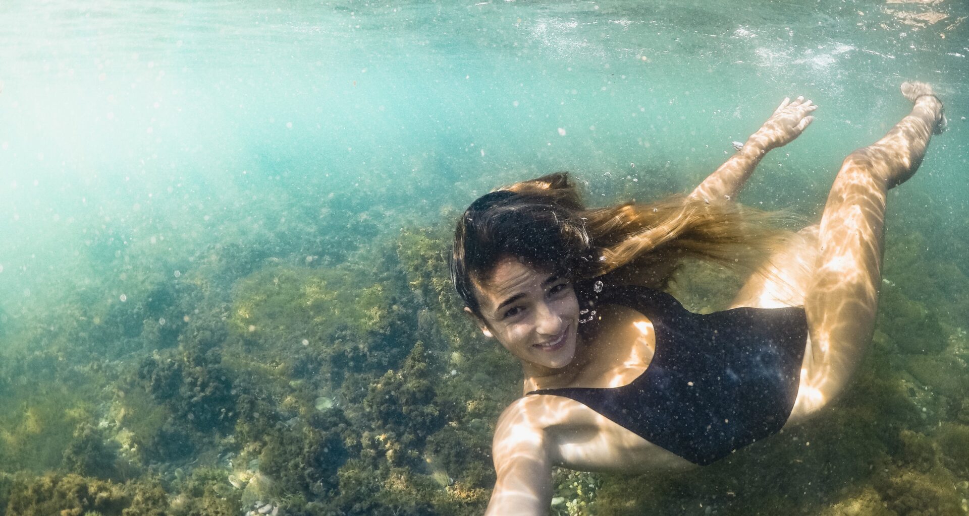 Como tirar fotos embaixo d'água com o celular - G1