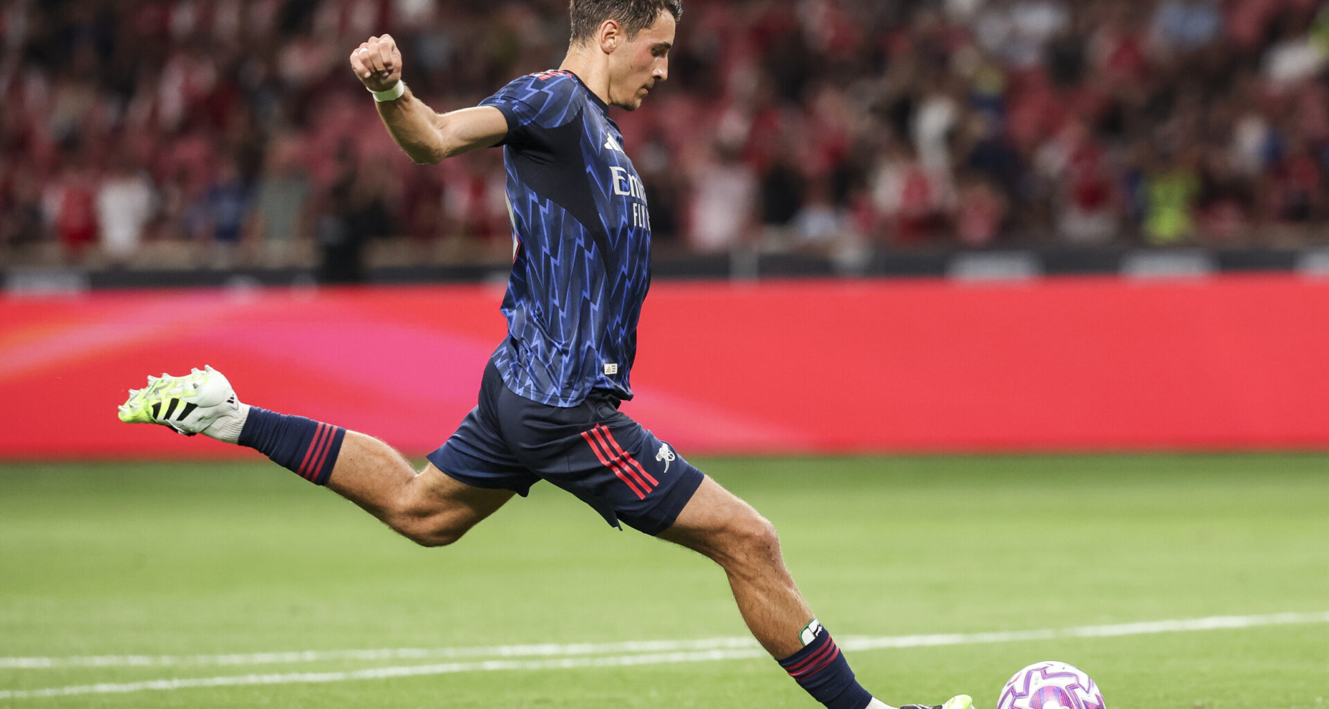 Avanços nas negociações por Hincapié deixam Kiwior mais perto do FC Porto