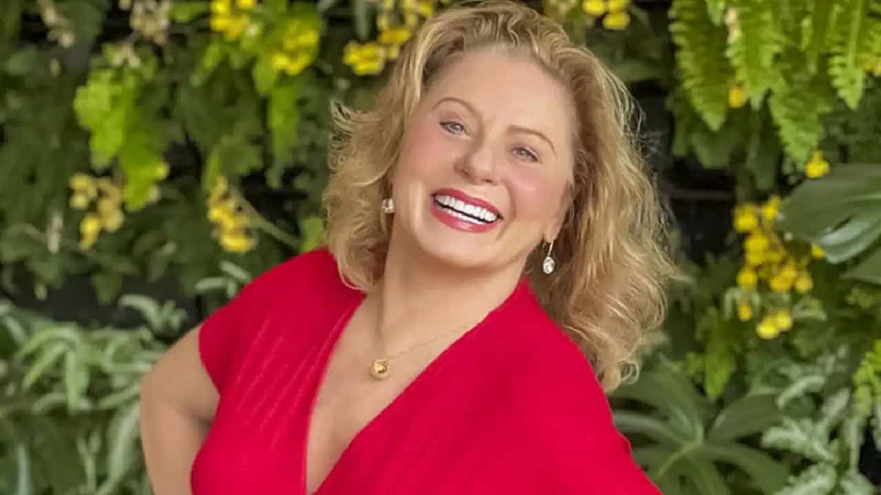 "Mulher saudável hoje se resolve sozinha"
