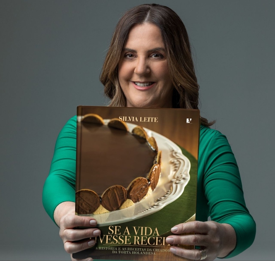 Criadora da torta holandesa autografa livro de receitas e histórias neste sábado (23), em São Paulo