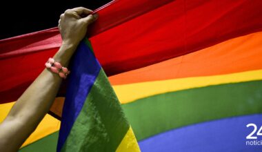 EUA. Removida passadeira LGBT que servia de memorial a vítimas do massacre em discoteca - Atualidade