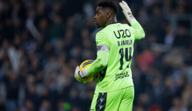 Oficial: Bruno Varela deixa o V. Guimarães e ruma à Arábia Saudita