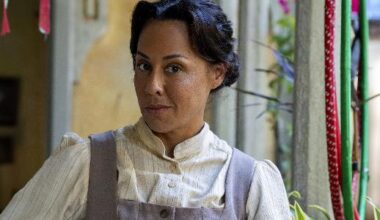 Zenaide (Evelyn Castro) em