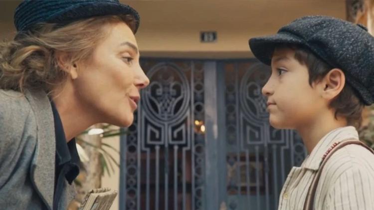 Zulma (Heloisa Périssé) e Samir (Davi Malizia) em 'Êta Mundo Melhor!'