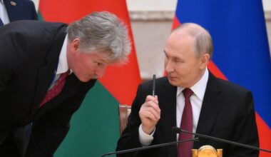 Rússia revela que negociações Kiev-Moscovo estão "em pausa"