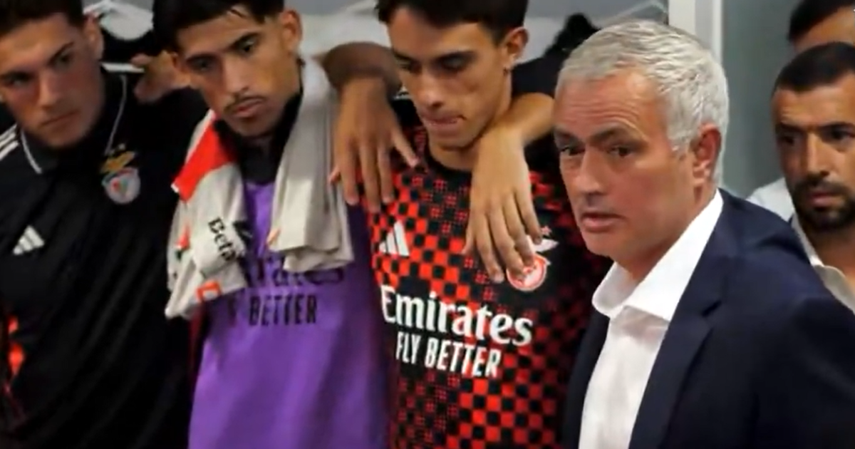 O discurso no balneário de José Mourinho na estreia pelo Benfica