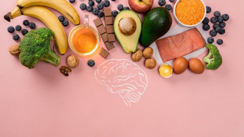 10 alimentos que potencializam foco, raciocínio e memória