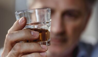 Estudo alerta que qualquer quantidade de álcool aumenta risco de demência