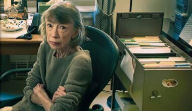 Livro póstumo de Joan Didion reúne diálogos com psiquiatra - 04/09/2025 - Ilustrada