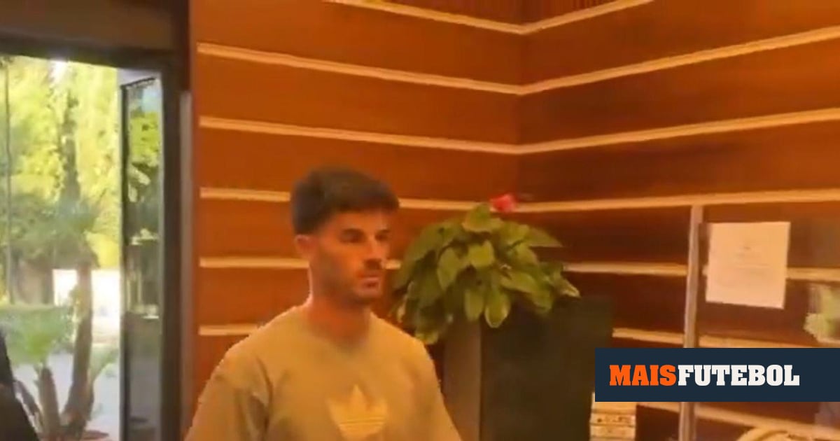 VÍDEO: Zé Pedro já está em Itália para assinar pelo Cagliari