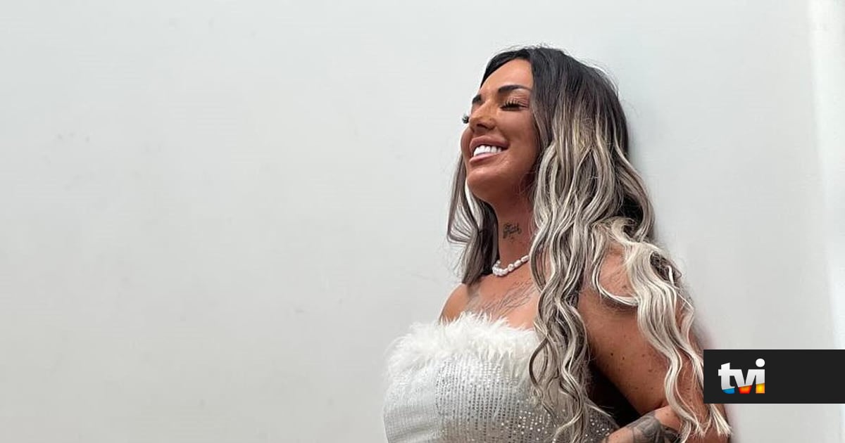 Claudia Nayara mostra primeiros 'pontapés' do filho e faz revelação enigmática - Big Brother