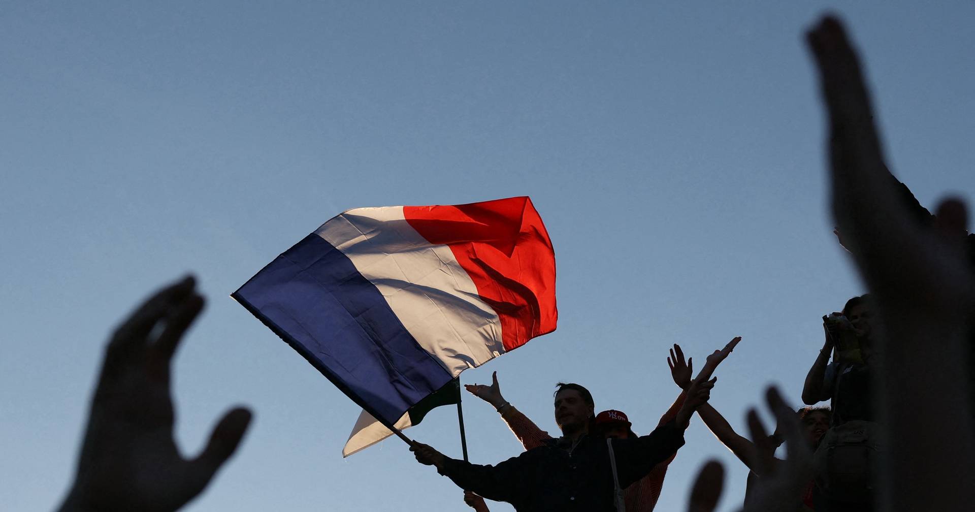 Em Paris, já se fala em resgate do FMI mas para os analistas França (ainda) não é a Grécia