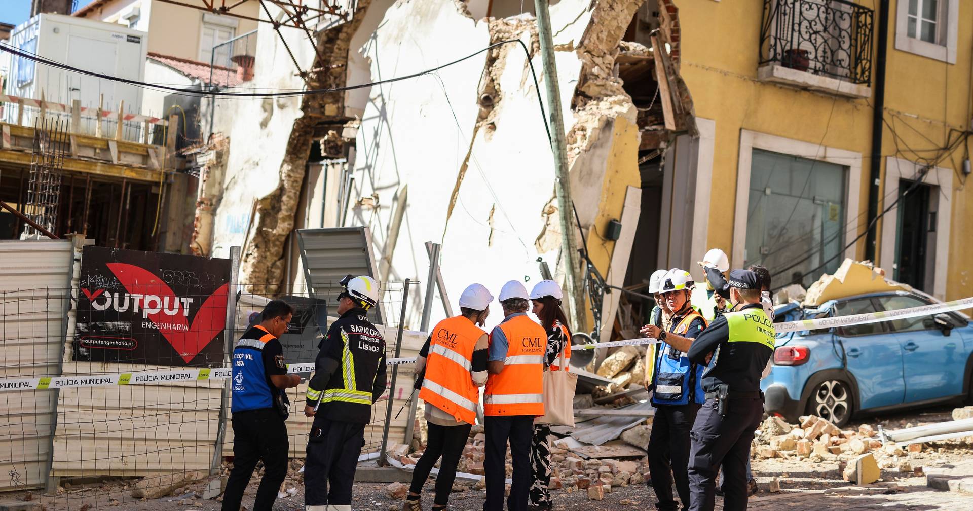 Um dos edifícios vizinhos de fachada que ruiu em Lisboa sem estabilidade estrutural, diz Proteção Civil