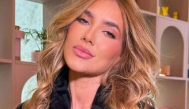 Sem Vini Jr., Virginia Fonseca exibe barriga trincada em passeio de barco em Marbella, na Espanha