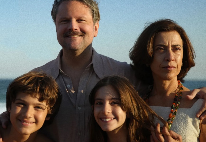 “Ainda Estou Aqui” é eleito o melhor filme do ano pela crítica internacional
