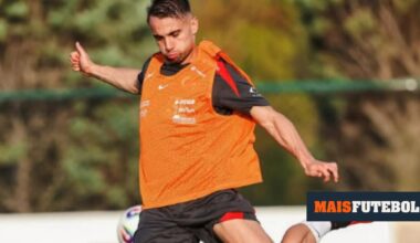 INCRÍVEL: jogador do Galatasaray apaga Aktürkoglu de fotografia