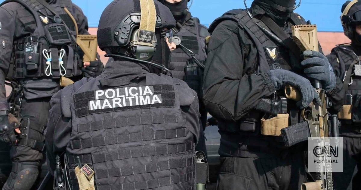 Homens armados invadem navio na costa algarvia