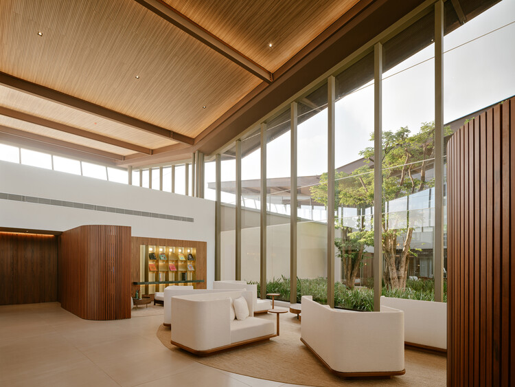 Terminal BTG Pactual / Perkins&Will São Paulo - Fotografia de Interiores, Sala de Estar, Madeira, Iluminação, Vidro