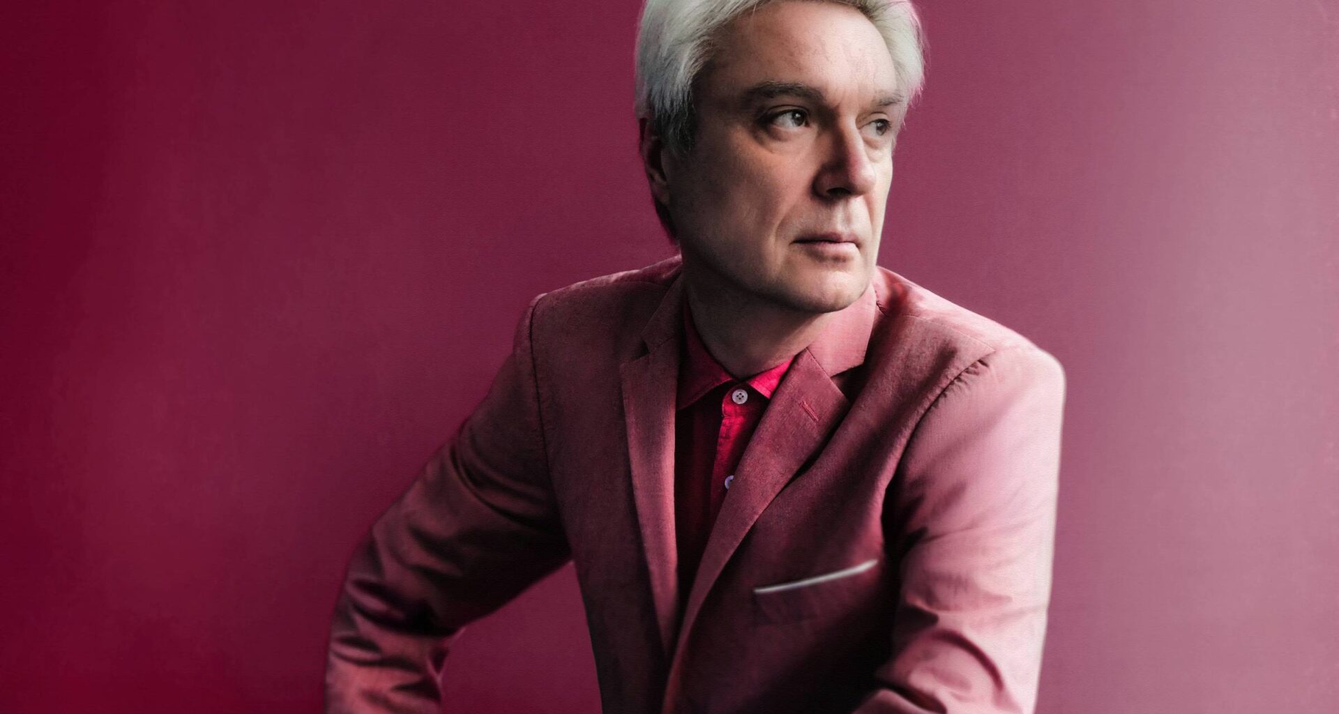 David Byrne: 'Novo disco é antídoto a um mundo deprimente' - 05/09/2025 - Ilustrada