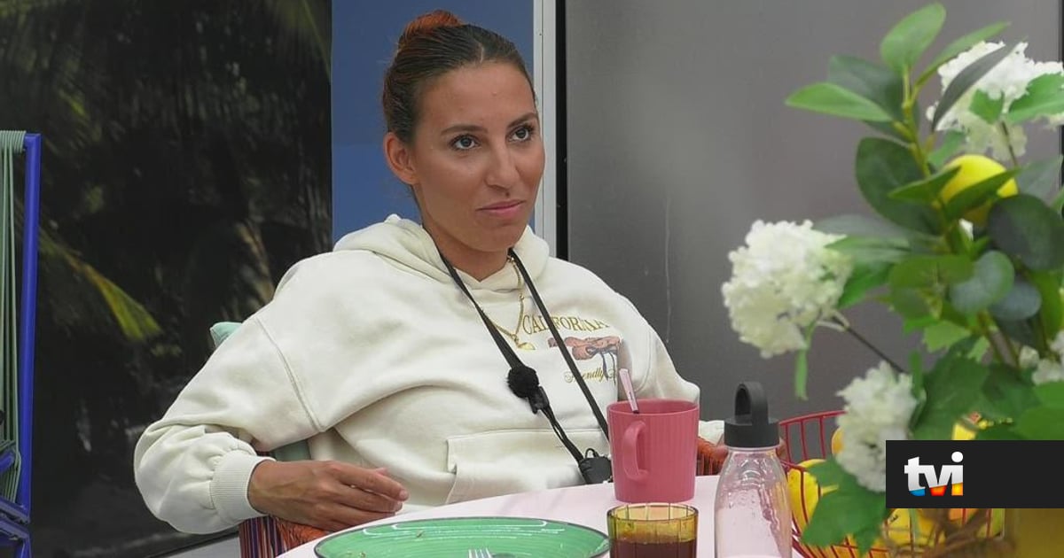 Afonso Leitão reage aos planos de Catarina Miranda com comentário inusitado que envolve beijos - Big Brother