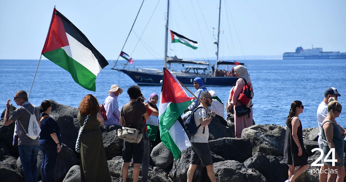 Flotilha que ruma a Gaza denuncia drones a sobrevoar barcos - Atualidade
