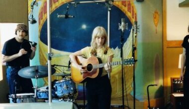 Paramore chegou ao fim? “Parachute” e o peso da vida de Hayley Williams