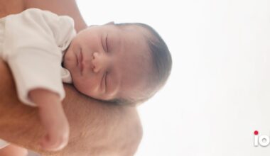 Disseram-lhe que o bebé tinha morrido quando foi mãe. Filho aparece após 42 anos - Notícias de hoje