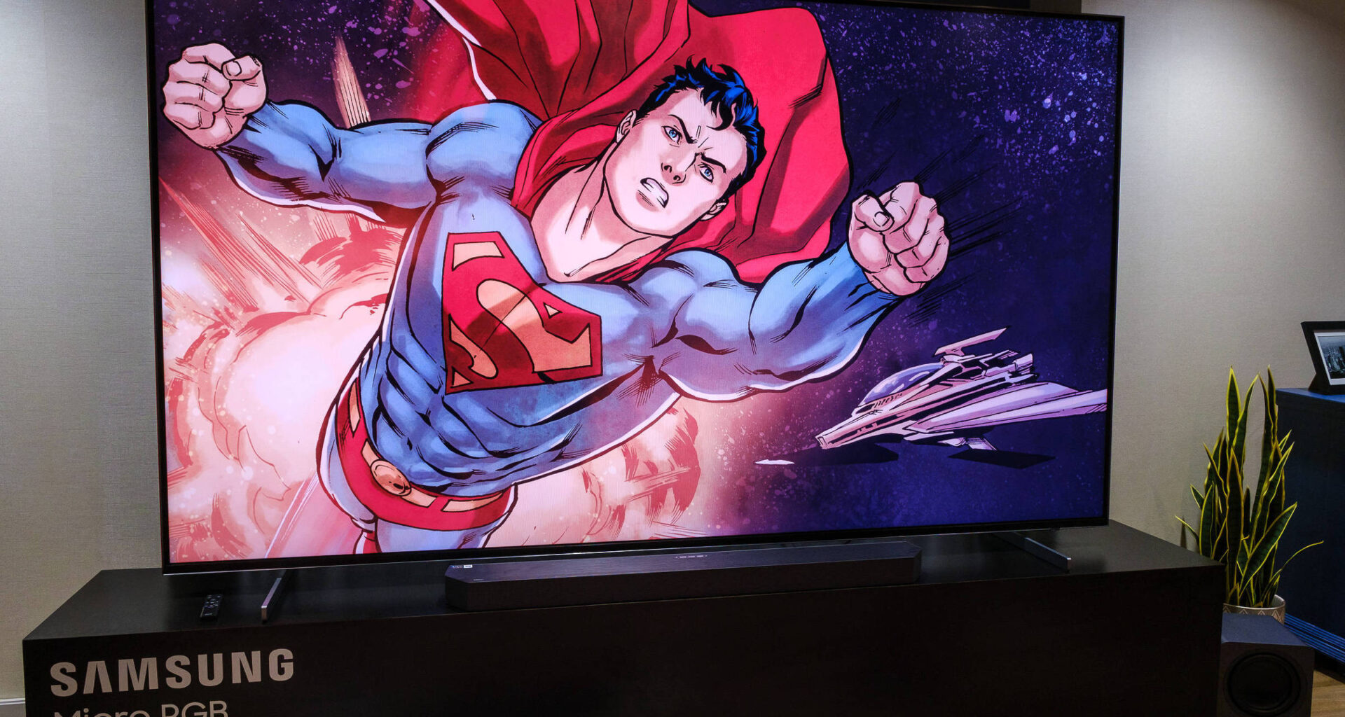 Samsung vende TV de US$ 30 mil ou R$ 162 mil - 06/09/2025 - Mercado