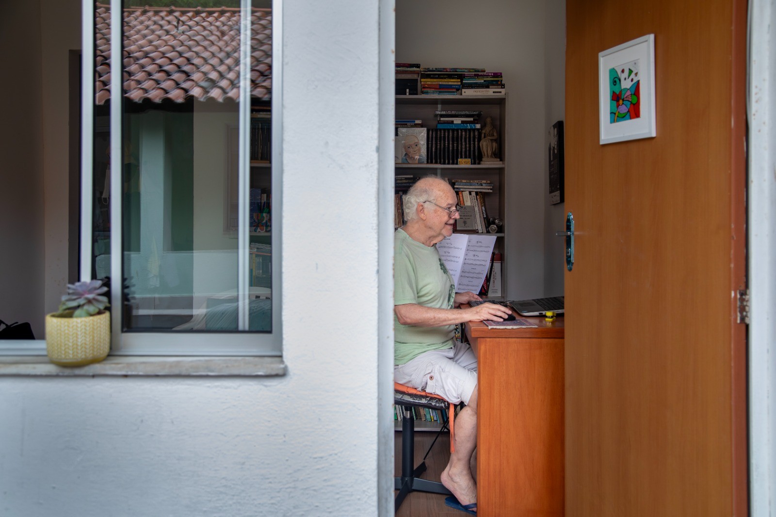 Jaime Leibovitch em sua casa no Retiro dos Artistas — Foto: Ana Branco
