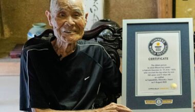 Japonês de 102 anos torna-se a pessoa mais velha a escalar o Monte Fuji