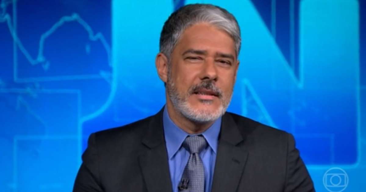 Ao vivo, William Bonner faz brincadeira sobre saída do 'Jornal Nacional'