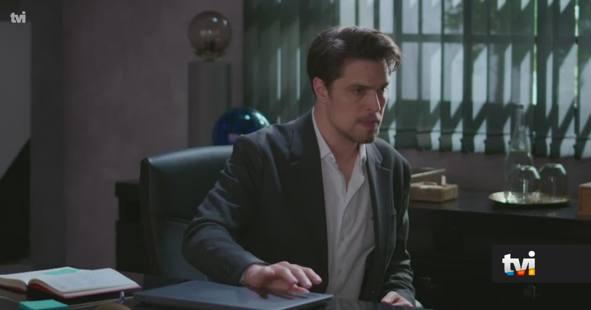 A Protegida: Virgílio fica em pânico com anúncio de Laura - Novelas
