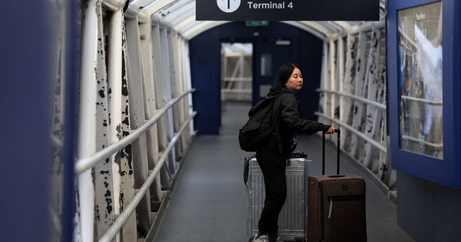 Terminal do aeroporto de Heathrow evacuado após incidente
