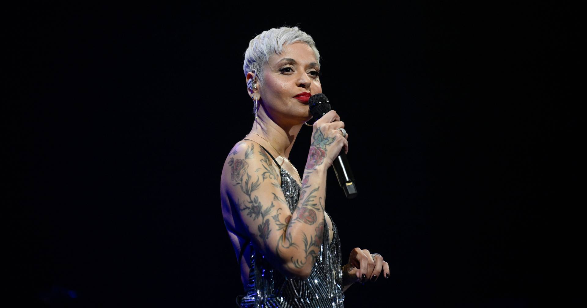 Mariza reage a notícias falsas sobre morte da mãe: "É cruel e ultrapassa todos os limites"