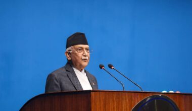 Primeiro-ministro do Nepal demite-se após protestos que já causaram, pelo menos, 19 mortos