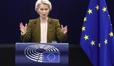 “A Europa tem estômago para esta luta?” Von der Leyen alerta para necessidade de “independência” europeia e propõe sancionar israelitas