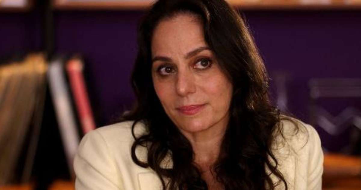 GENTE? Atriz de 'História de Amor' confessa que foi negociada por 3000 camelos